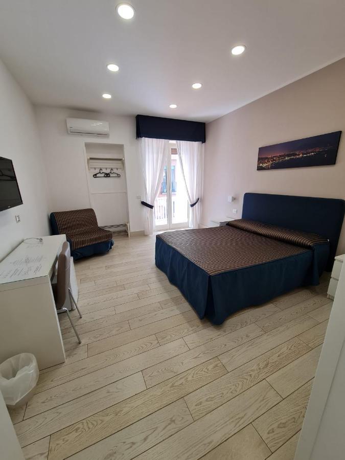 ナポリ Municipio Sea Bed & Breakfast エクステリア 写真